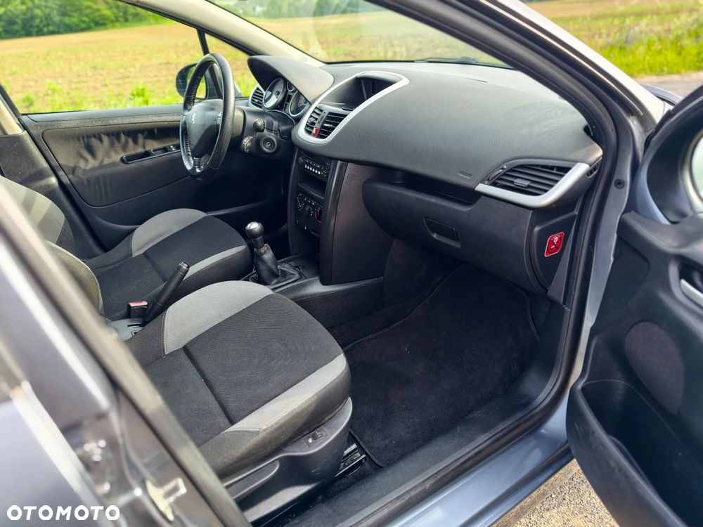 Peugeot 207 1.6 HDi - 9