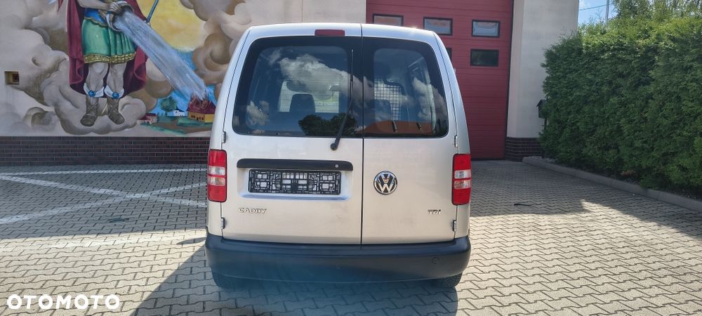 Volkswagen Caddy - 5