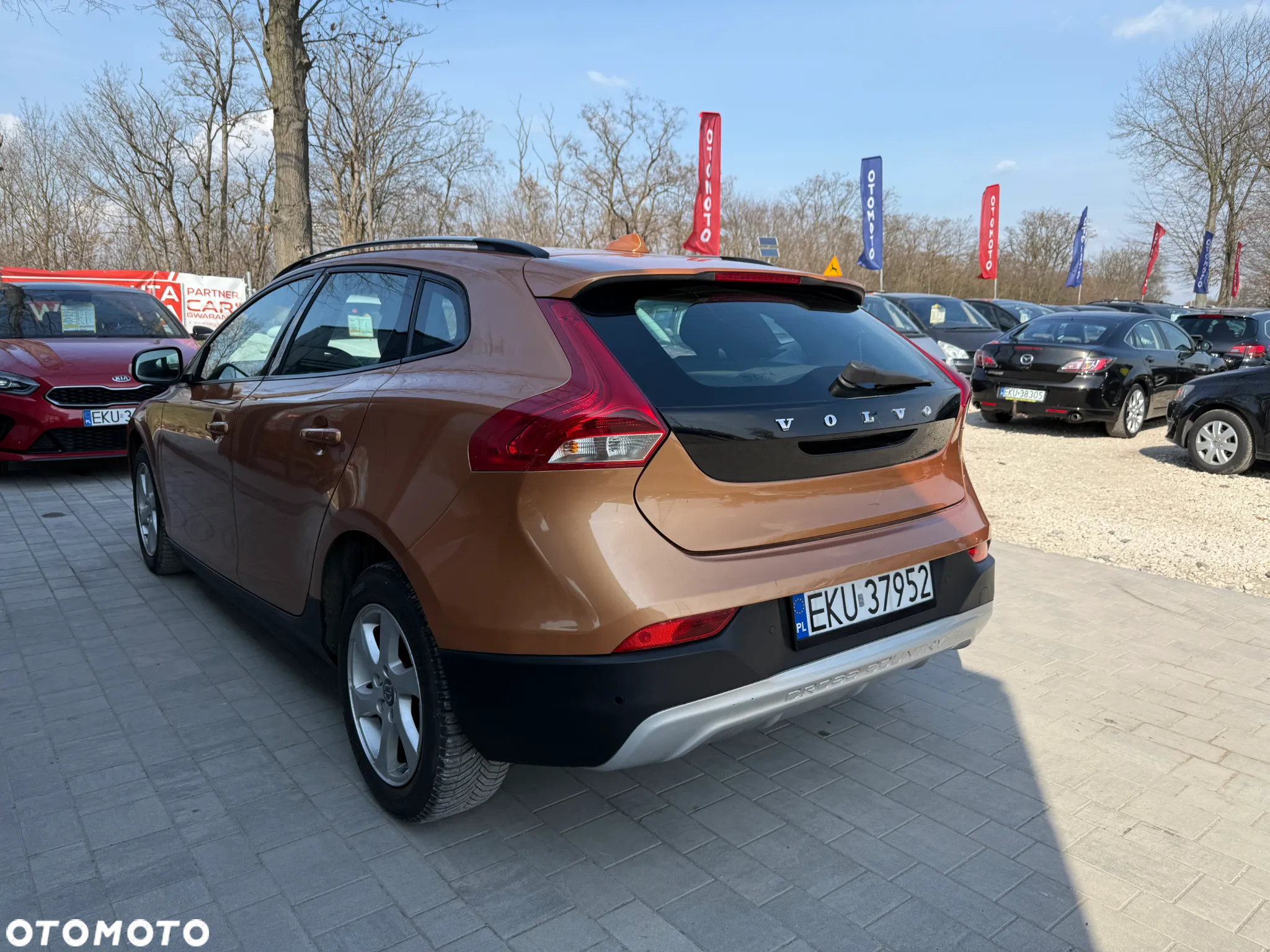 Volvo V40 D2 Momentum - 16
