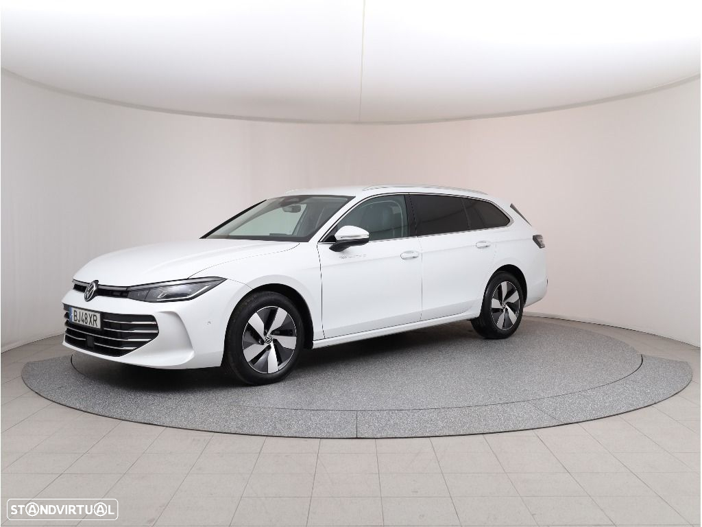 VW Passat Variant 2.0 TDi Business DSG - 21