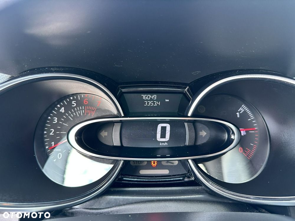 Renault Clio - 12