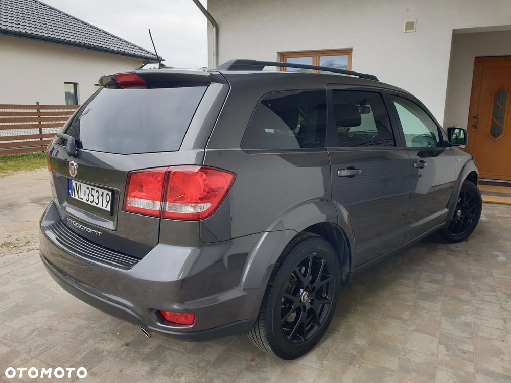 Fiat Freemont 2.0 Multijet Black Code AWD - 6