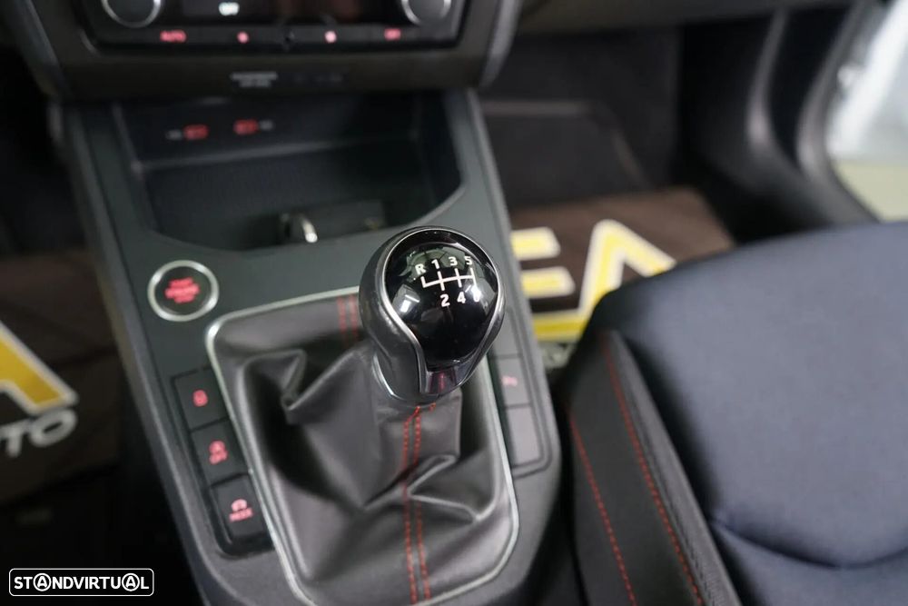 SEAT Ibiza 1.0 TSI FR - 29