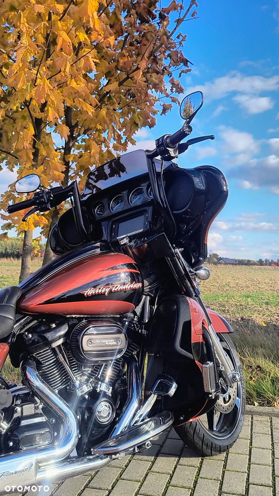 Harley-Davidson Touring Street Glide - 5