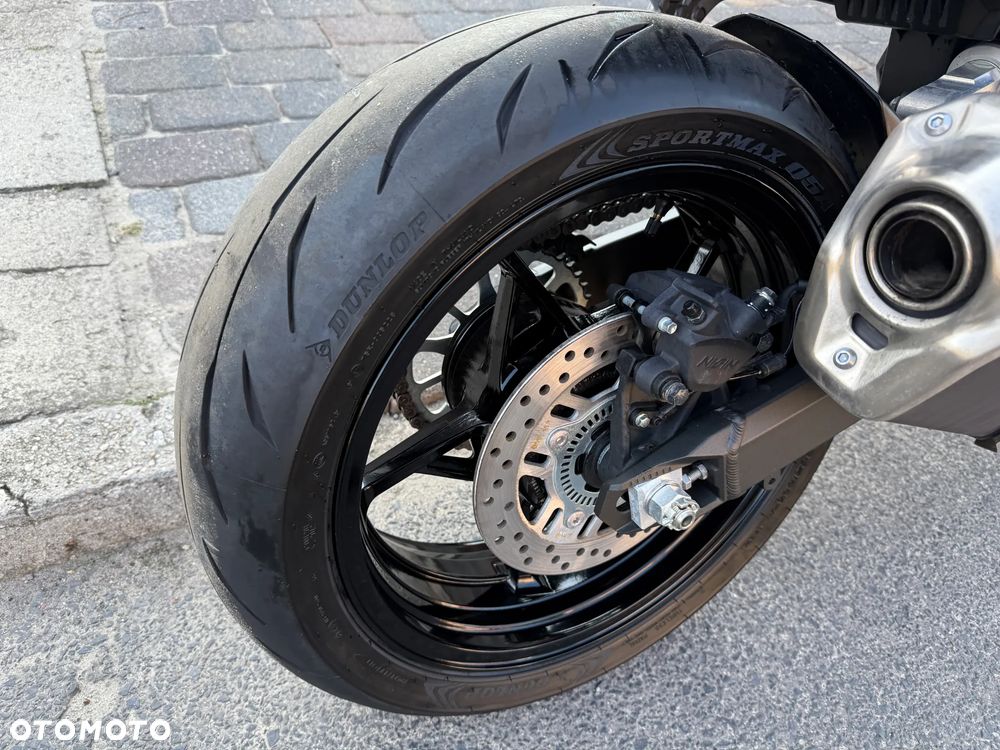 Kawasaki Z 900 - 18