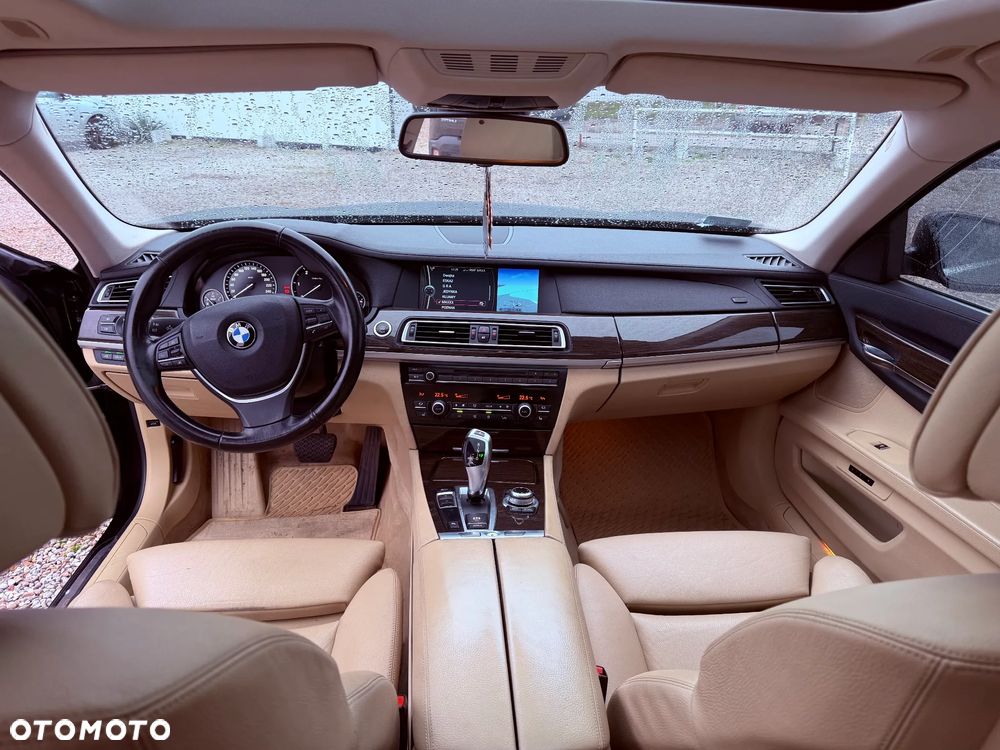 BMW Seria 7 730d - 11