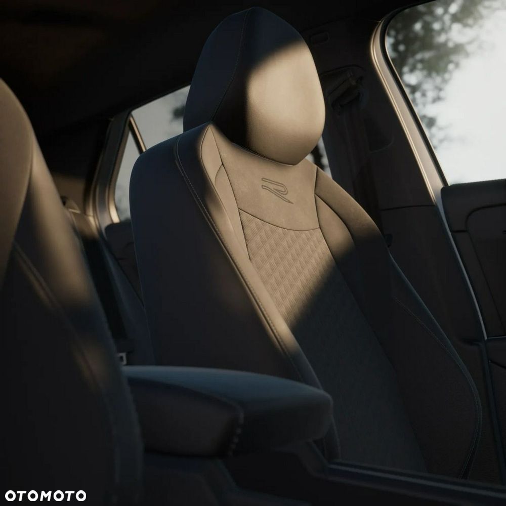 Volkswagen T-Roc - 13