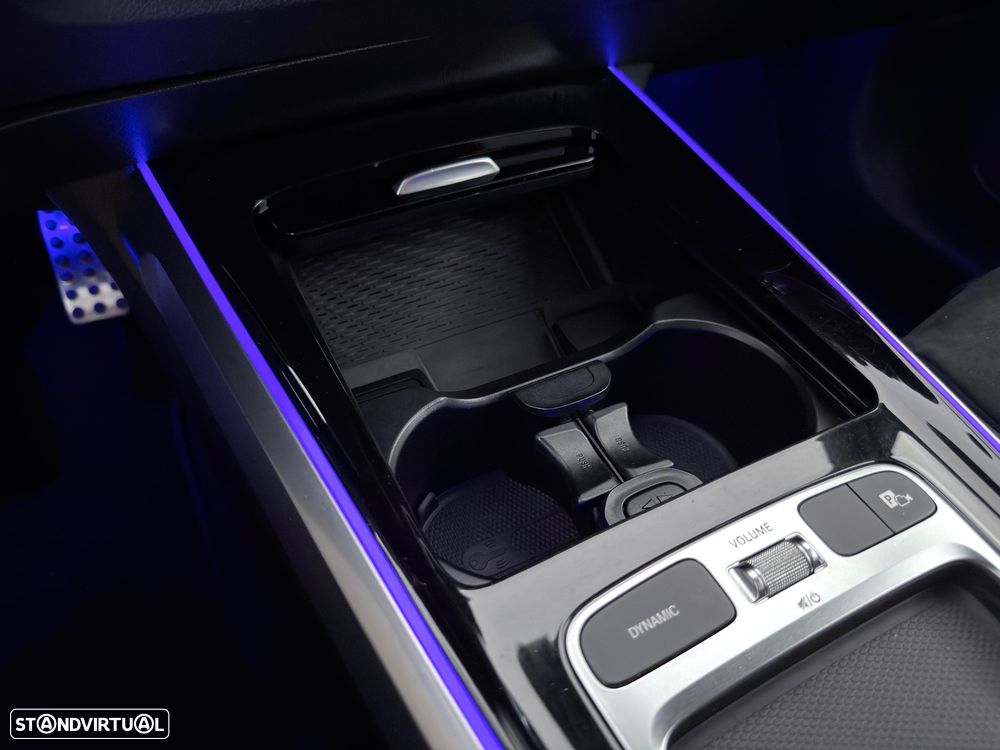 Mercedes-Benz GLB 180 7G-DCT AMG Line - 20