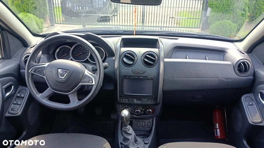 Dacia Duster 1.2 TCe Laureate S&S EU6 - 7