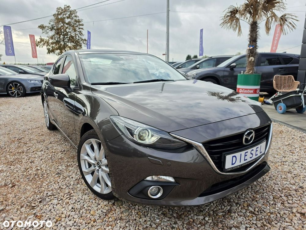 Mazda 3 - 4