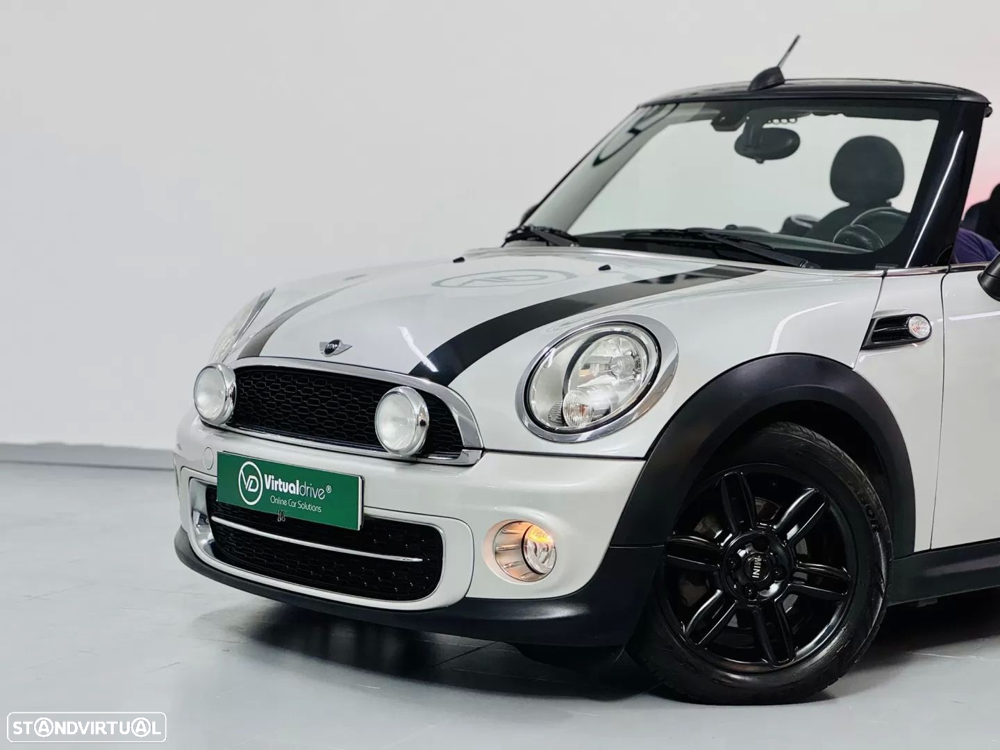 MINI Cabrio Cooper D - 13