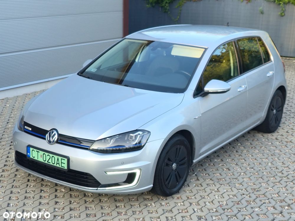 Volkswagen Golf - 16