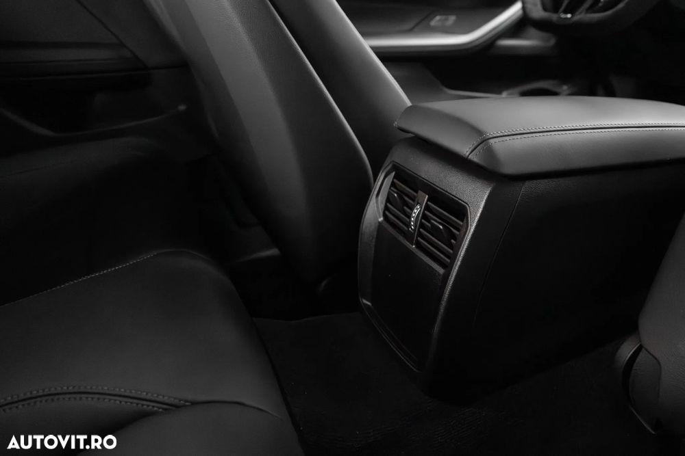 BMW M4 Competition M xDrive - 34