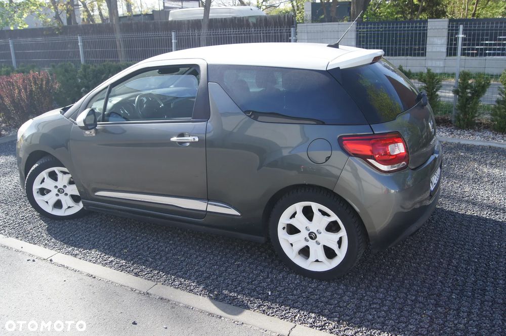 Citroën DS3 e-HDi 110 FAP SportChic - 17