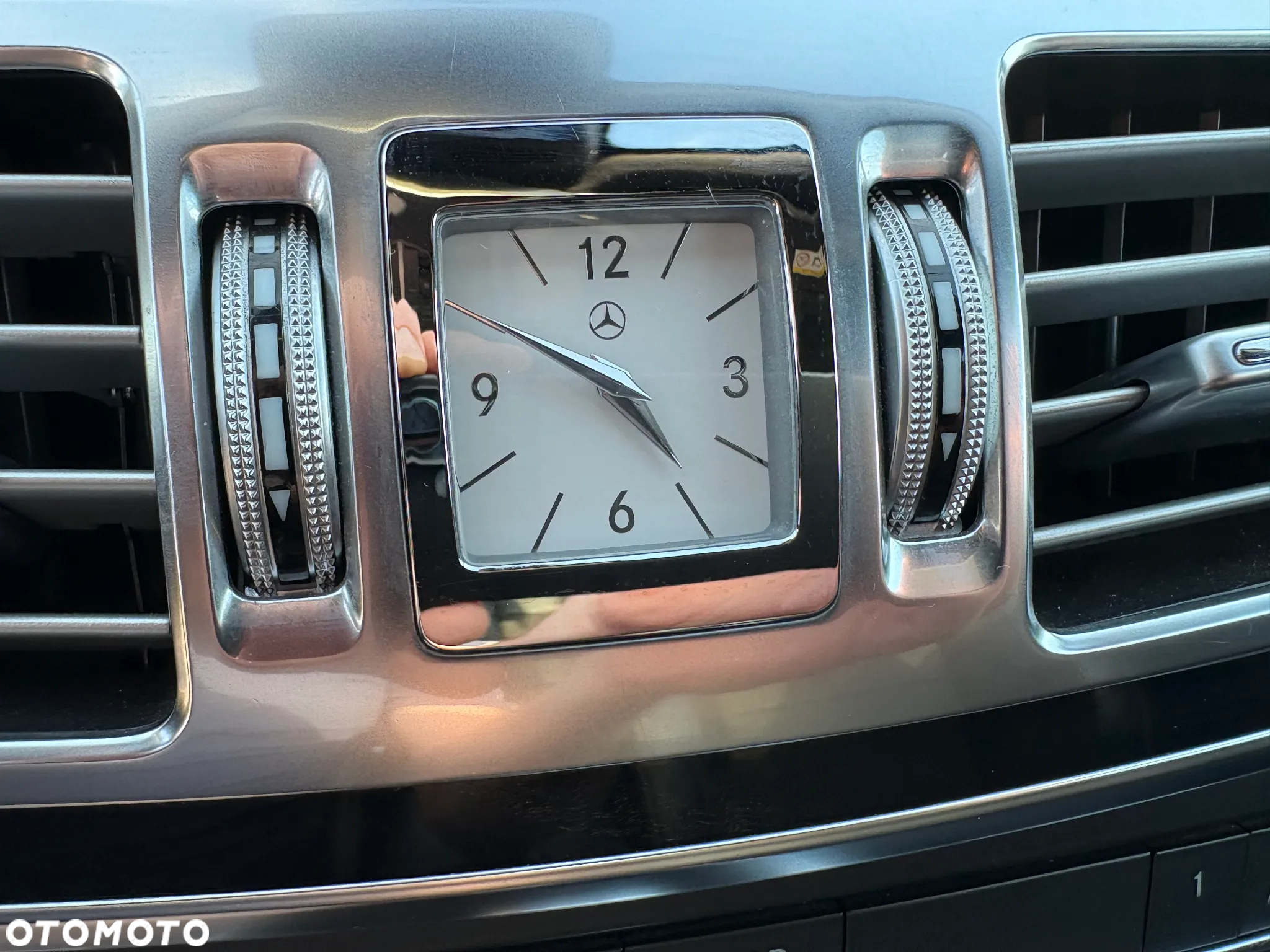 Mercedes-Benz Klasa E 220 BlueTEC 4-Matic Avantgarde - 19