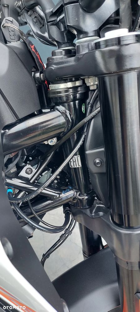 KTM Duke 125 - 38