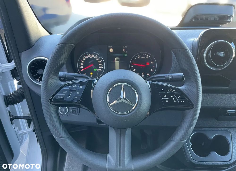 Mercedes-Benz Sprinter 317 CDI 170 KM Furgon Pro Długi - 14
