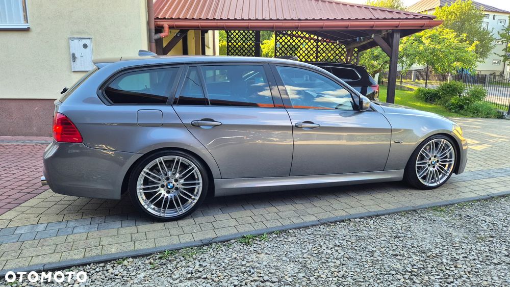 BMW Seria 3 335i - 17