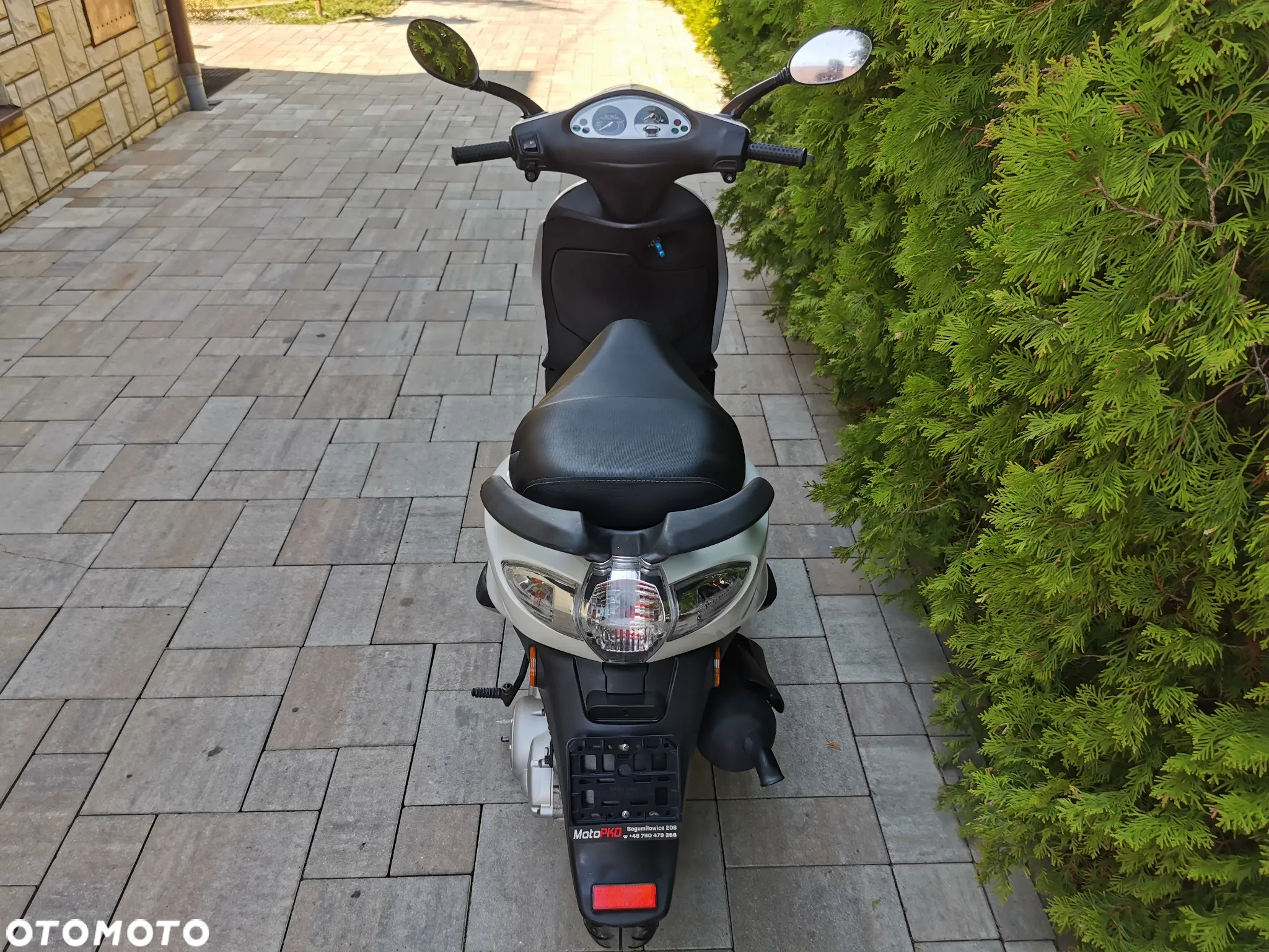 Piaggio FLY - 9
