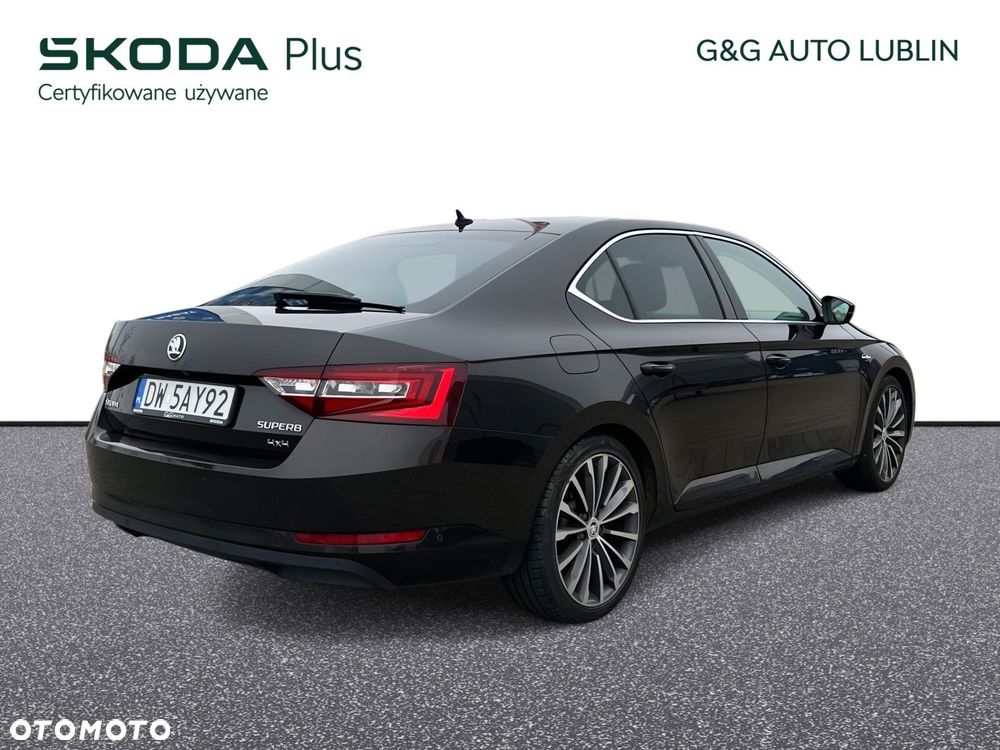 Skoda Superb 2.0 TDI 4x4 L&K DSG - 3