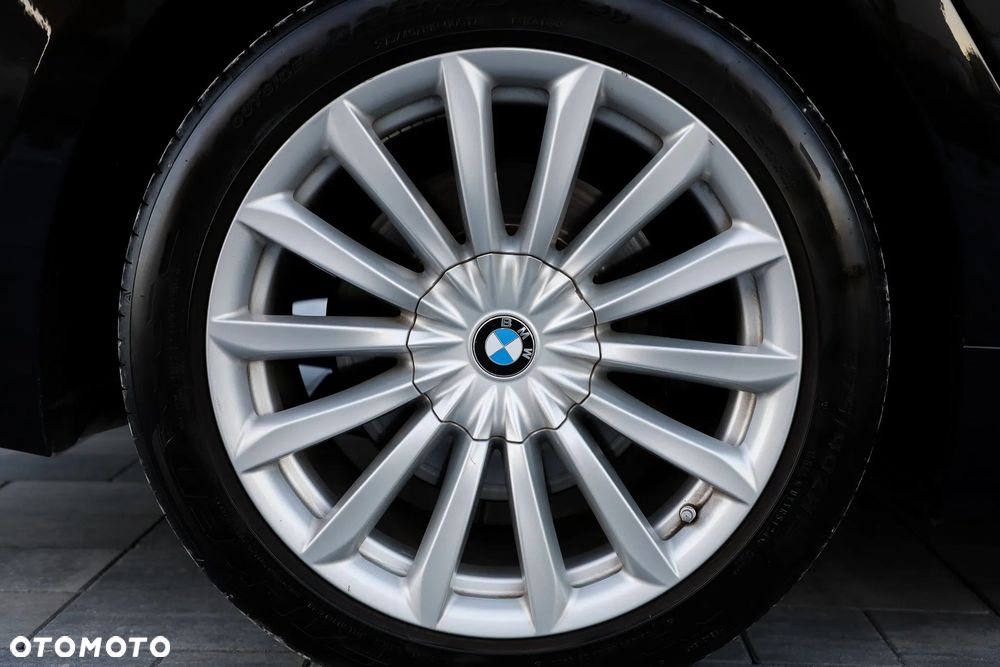 BMW Seria 7 730d xDrive - 23