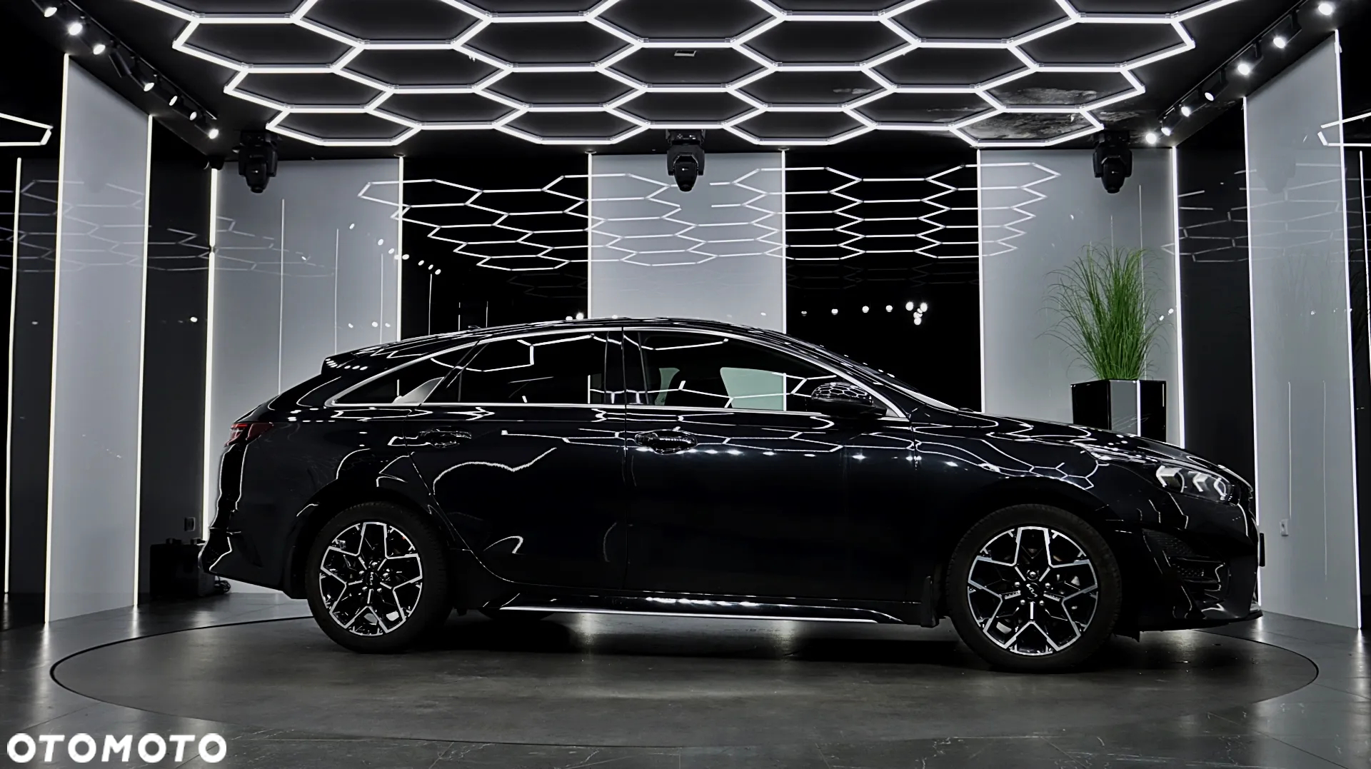 Kia ProCeed 1.5 T-GDI GT Line DCT - 11