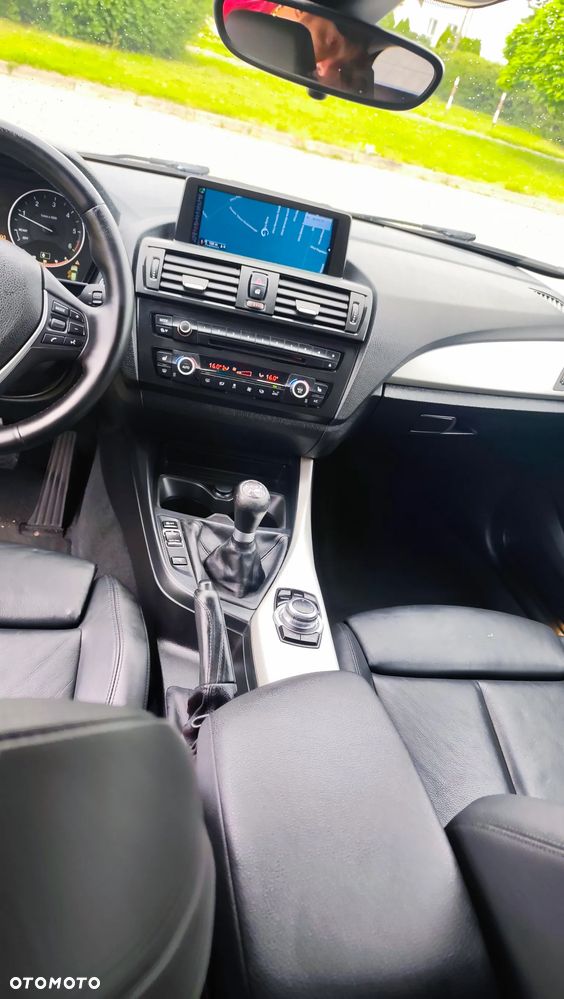 BMW Seria 1 120d Sport Line - 8