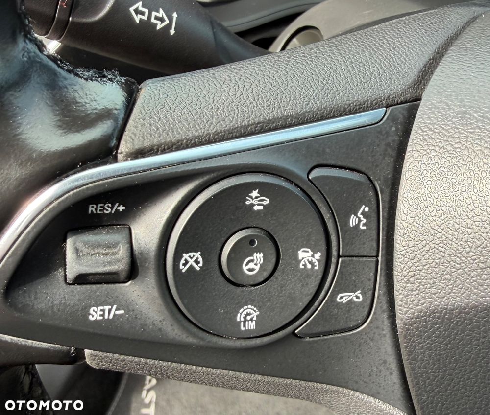 Opel Astra 1.4 Turbo Start/Stop Business - 20