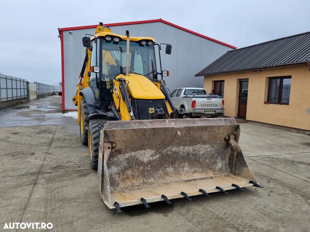 JCB 3CX - 11