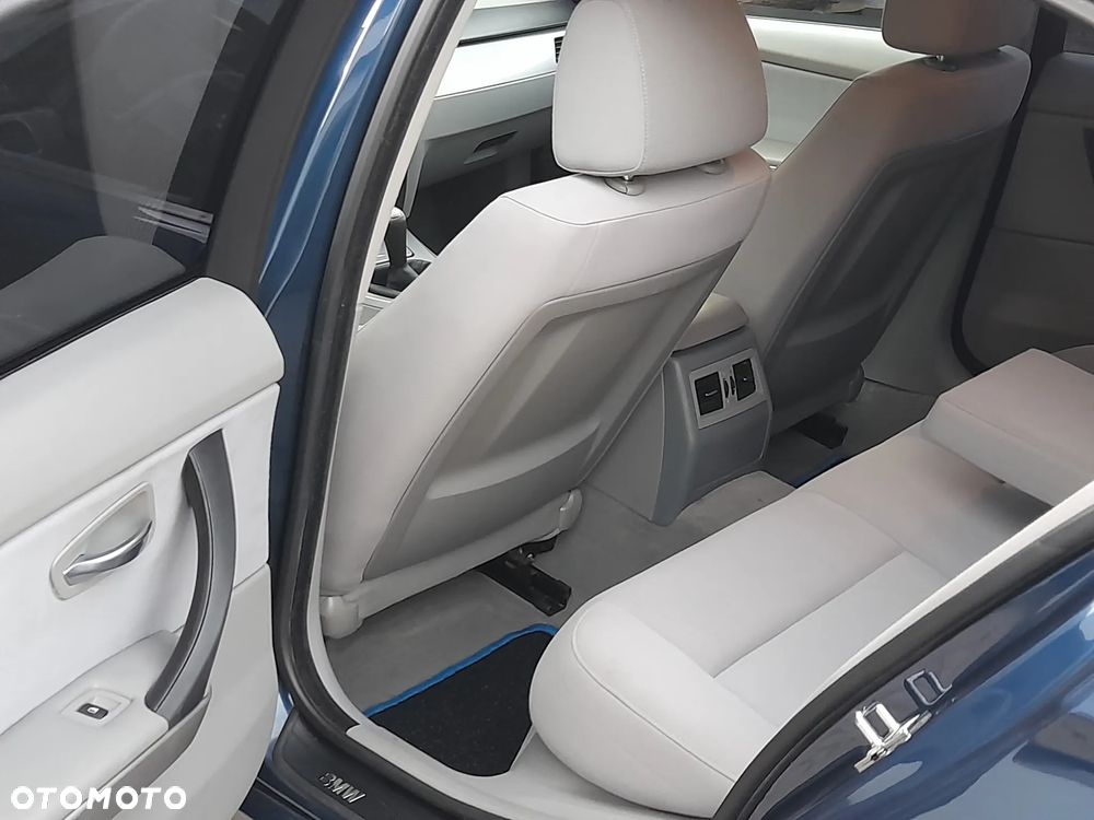 BMW Seria 3 - 9
