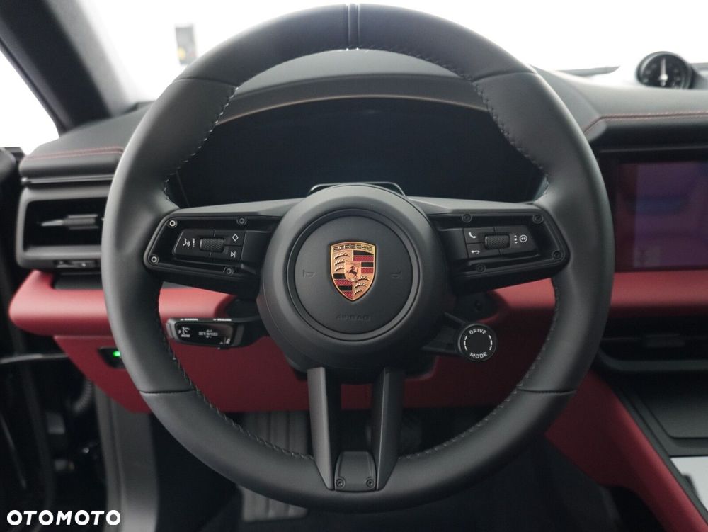 Porsche Macan 4 100kWh - 23