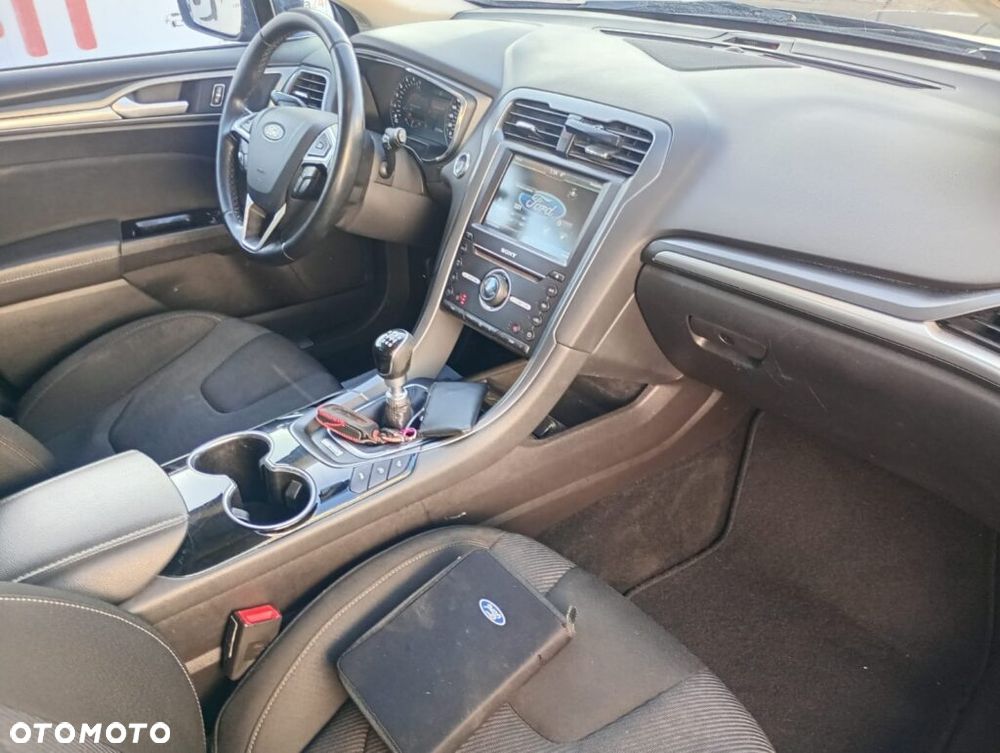 Ford Mondeo 2.0 TDCi Titanium - 12