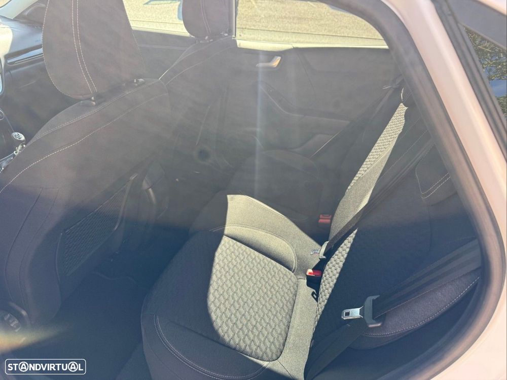 Ford Puma 1.0 EcoBoost MHEV Titanium — fotografia 6