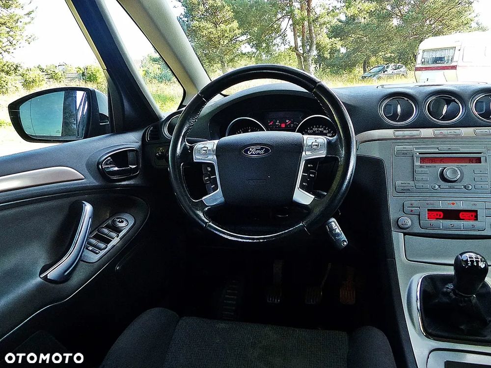 Ford S-Max 2.0 Viva Titanium - 32
