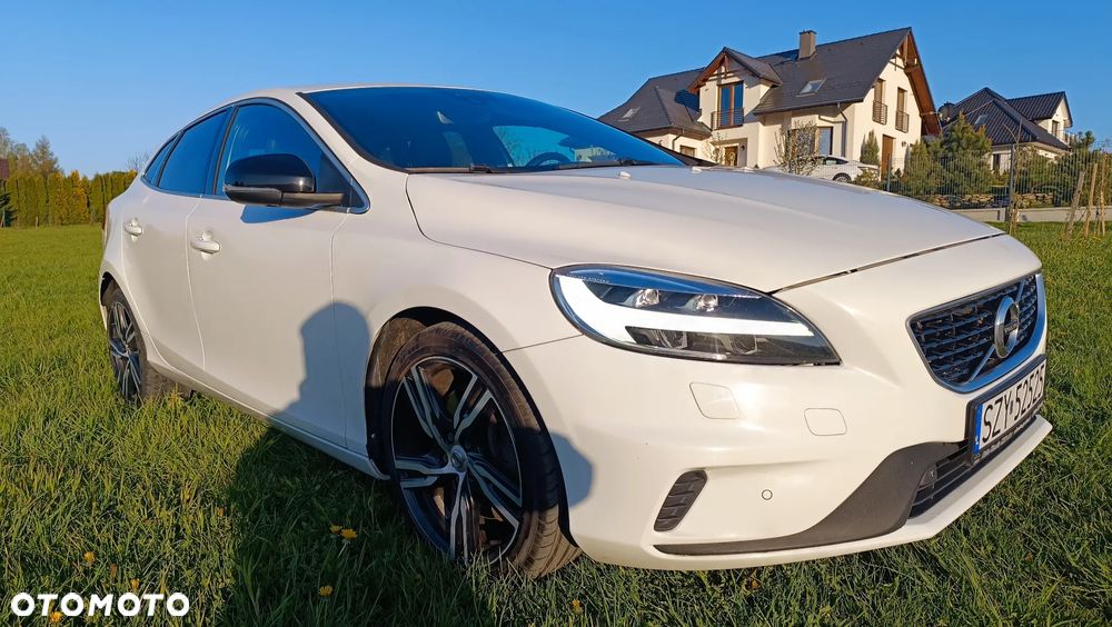 Volvo V40 D4 Geartronic RDesign - 3