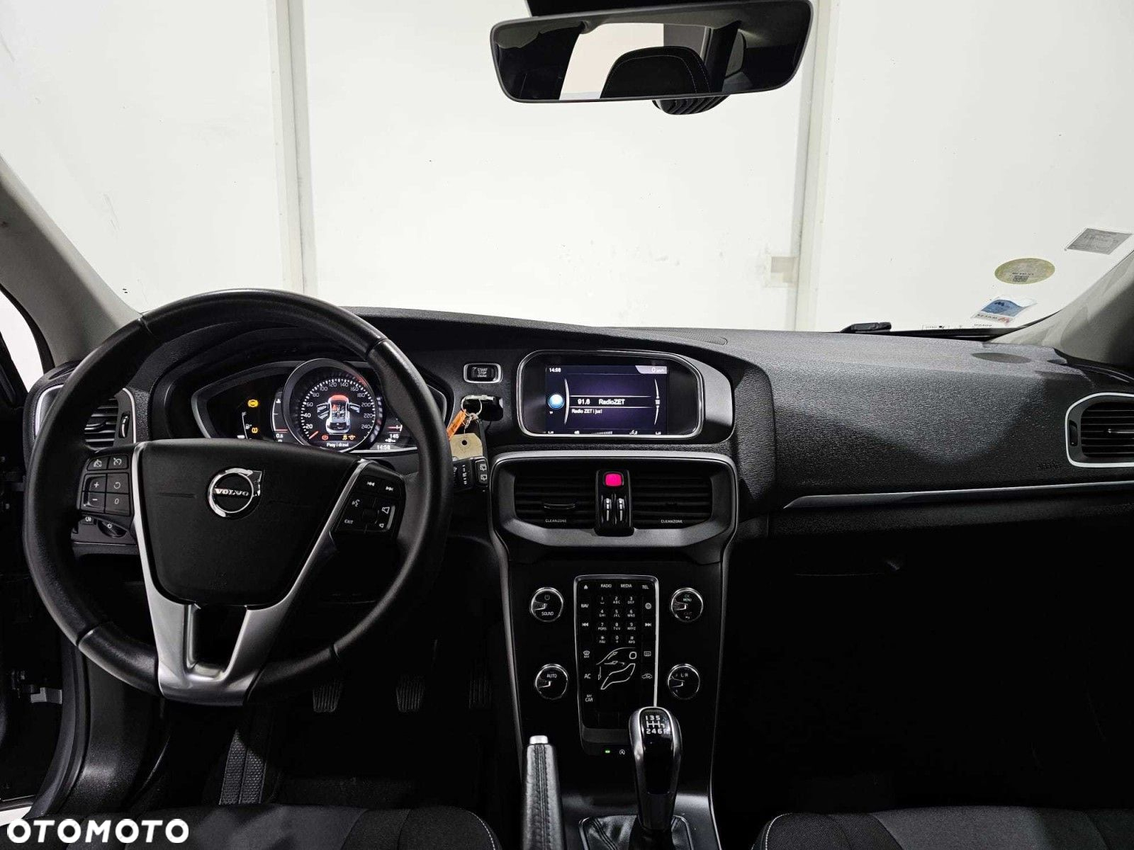 Volvo V40 - 11