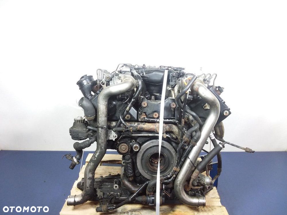 AUDI A8 D3 4.0 TDI 275 KM SILNIK ASE - 3