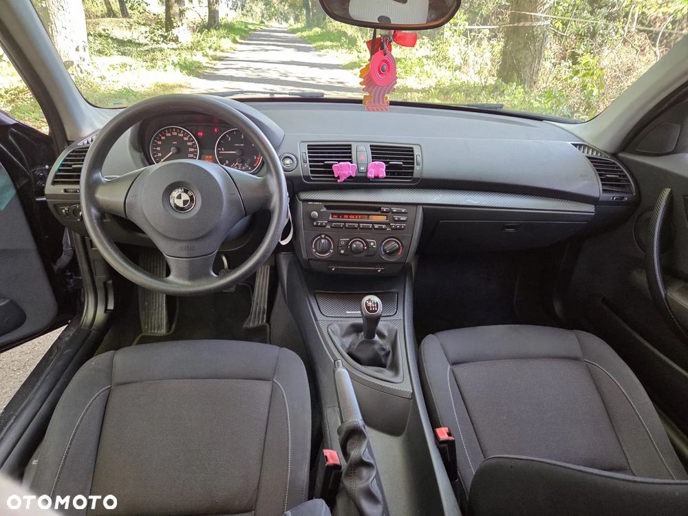 BMW Seria 1 118d - 9