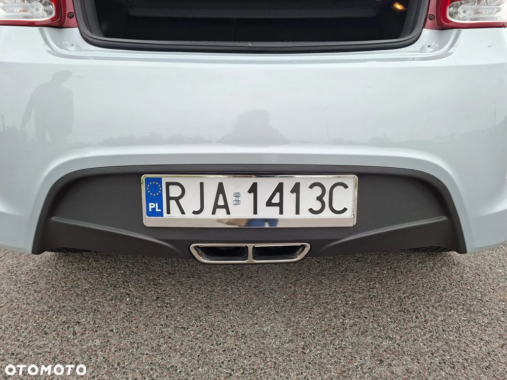 Hyundai Veloster - 11