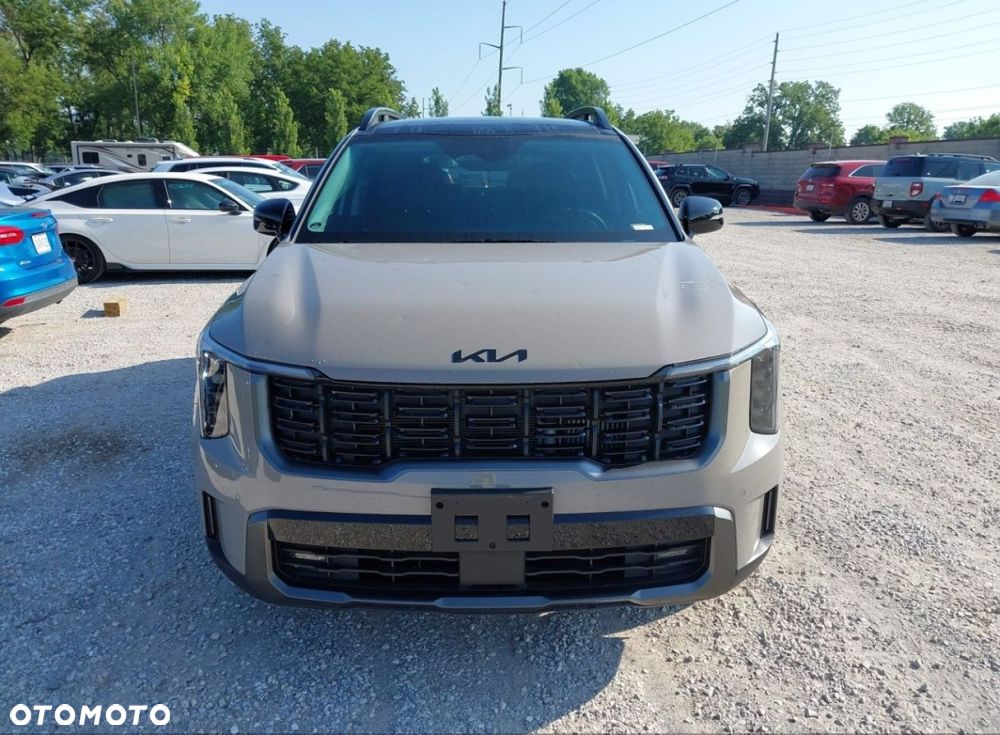 Kia Sorento - 2