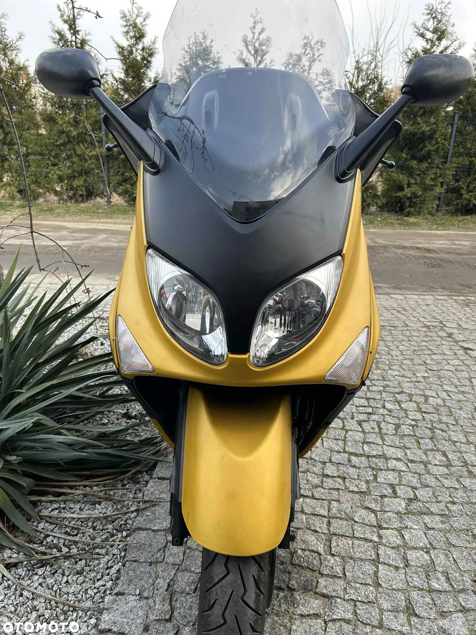 Yamaha Tmax - 1