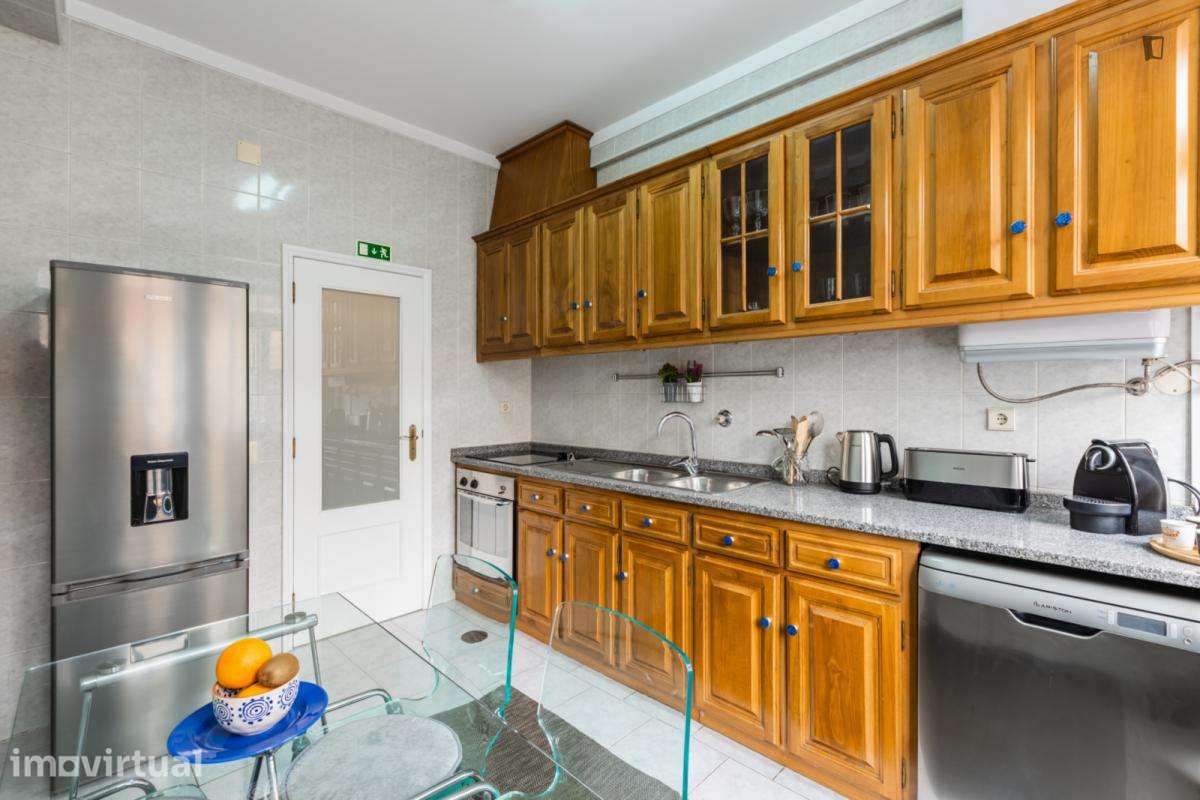 Apartamento com 3 quartos - localizado em Sé Porto - Grande imagem: 4/41