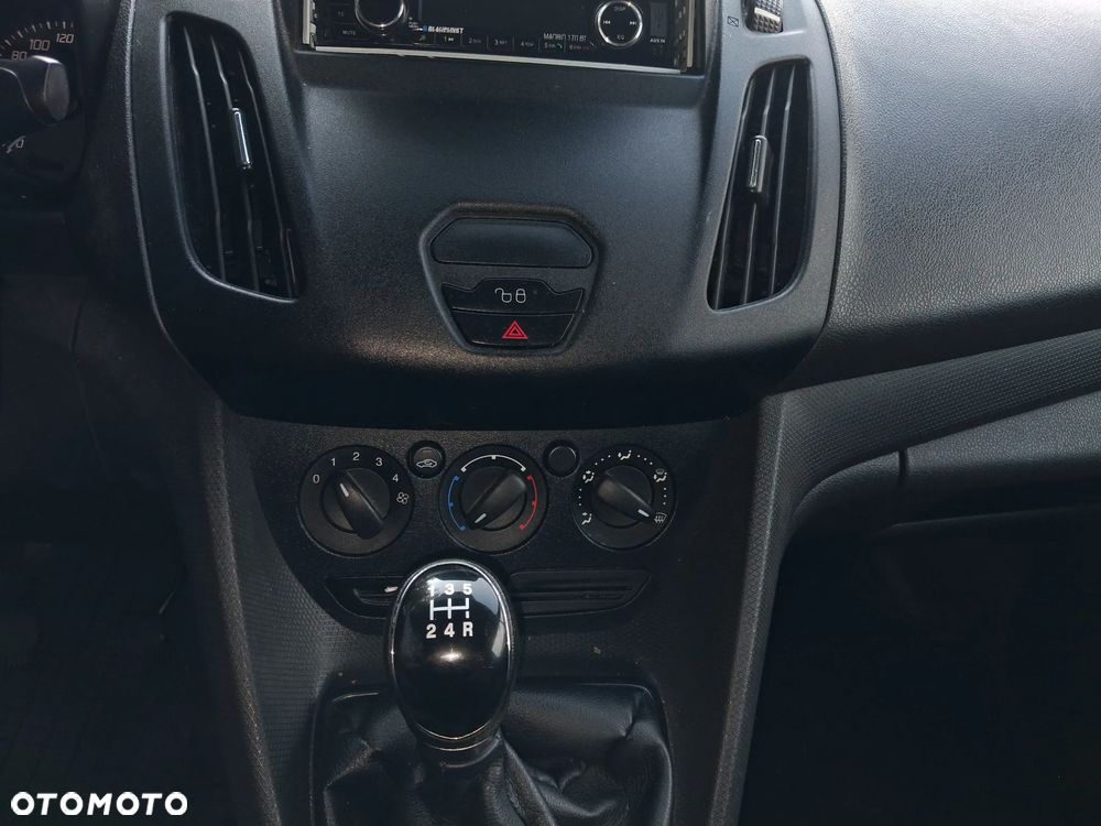 Ford Transit Connect - 9