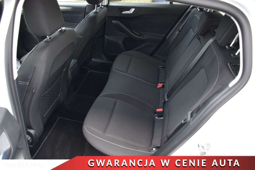 Ford Focus 1.0 EcoBoost Hybrid TITANIUM - 7