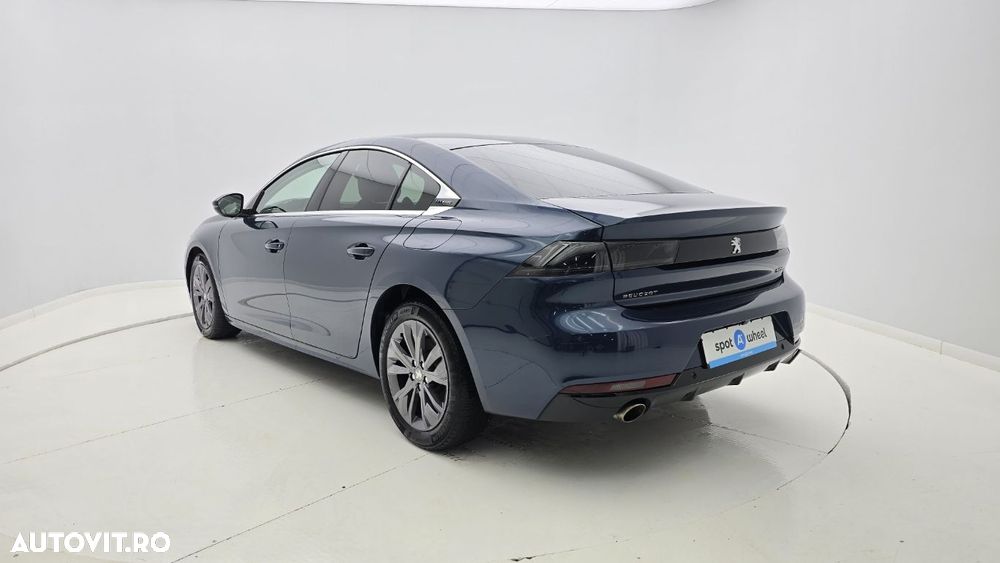 Peugeot 508 - 8
