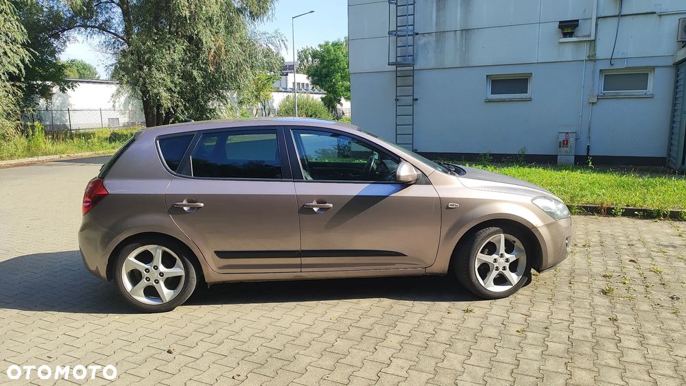 Kia Ceed 1.6 Crdi Comfort - 5