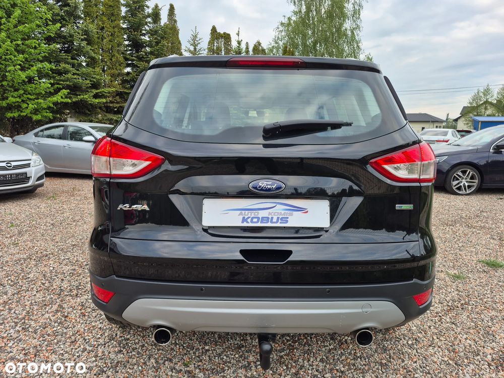 Ford Kuga 1.6 EcoBoost 2x4 Titanium - 4