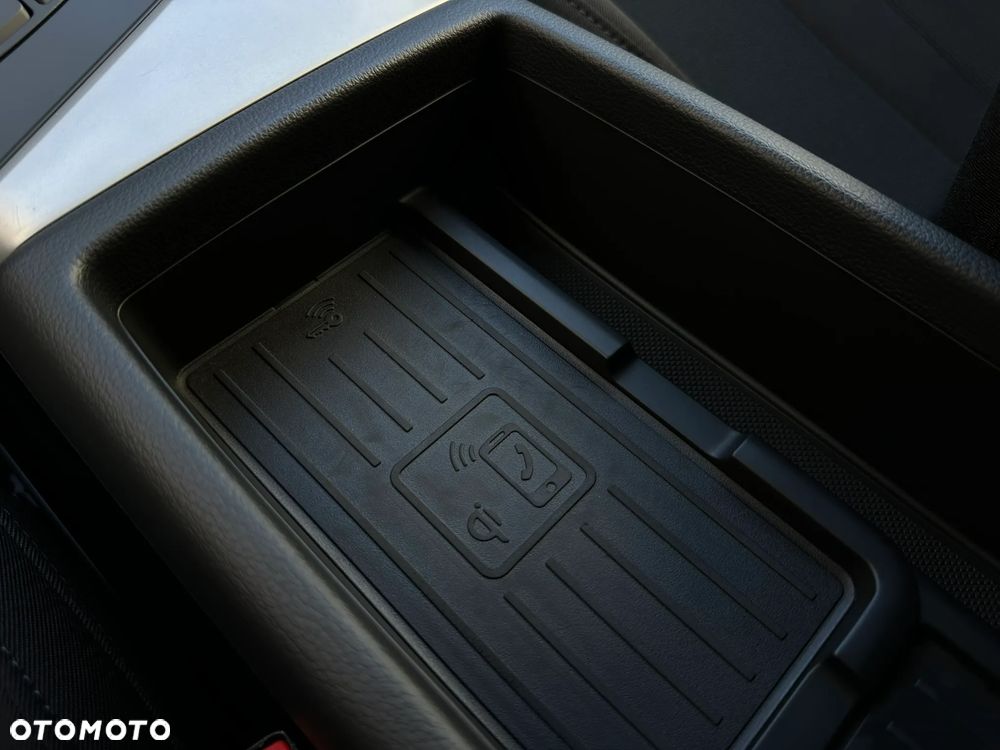 Audi A4 Limousine 35 TFSI S tronic S line - 29