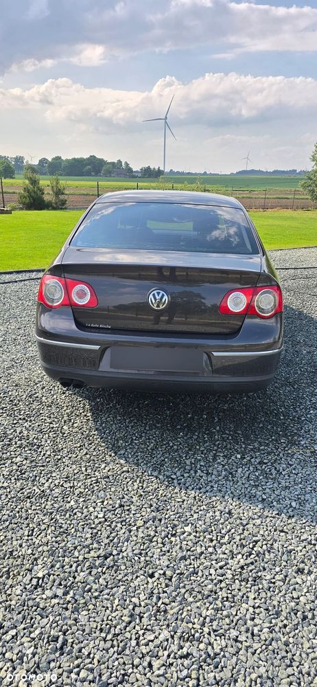 Volkswagen Passat - 7