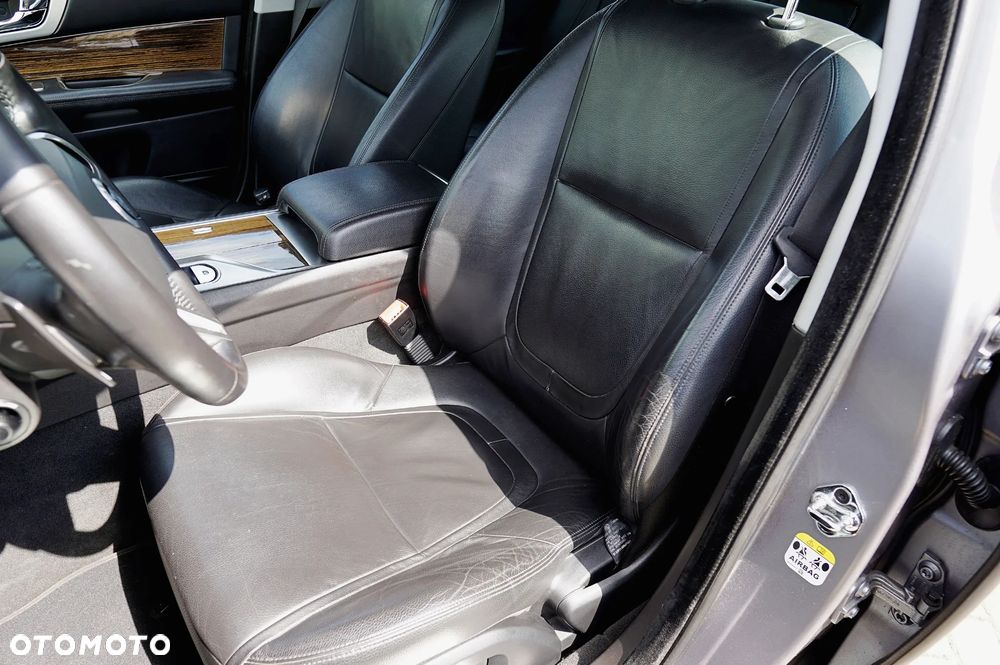 Jaguar XF 3.0 V6 D Luxury - 20